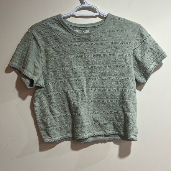 American Eagle Smocked Puckered Cropped Tee Shirt sz S - Picture 1 of 5